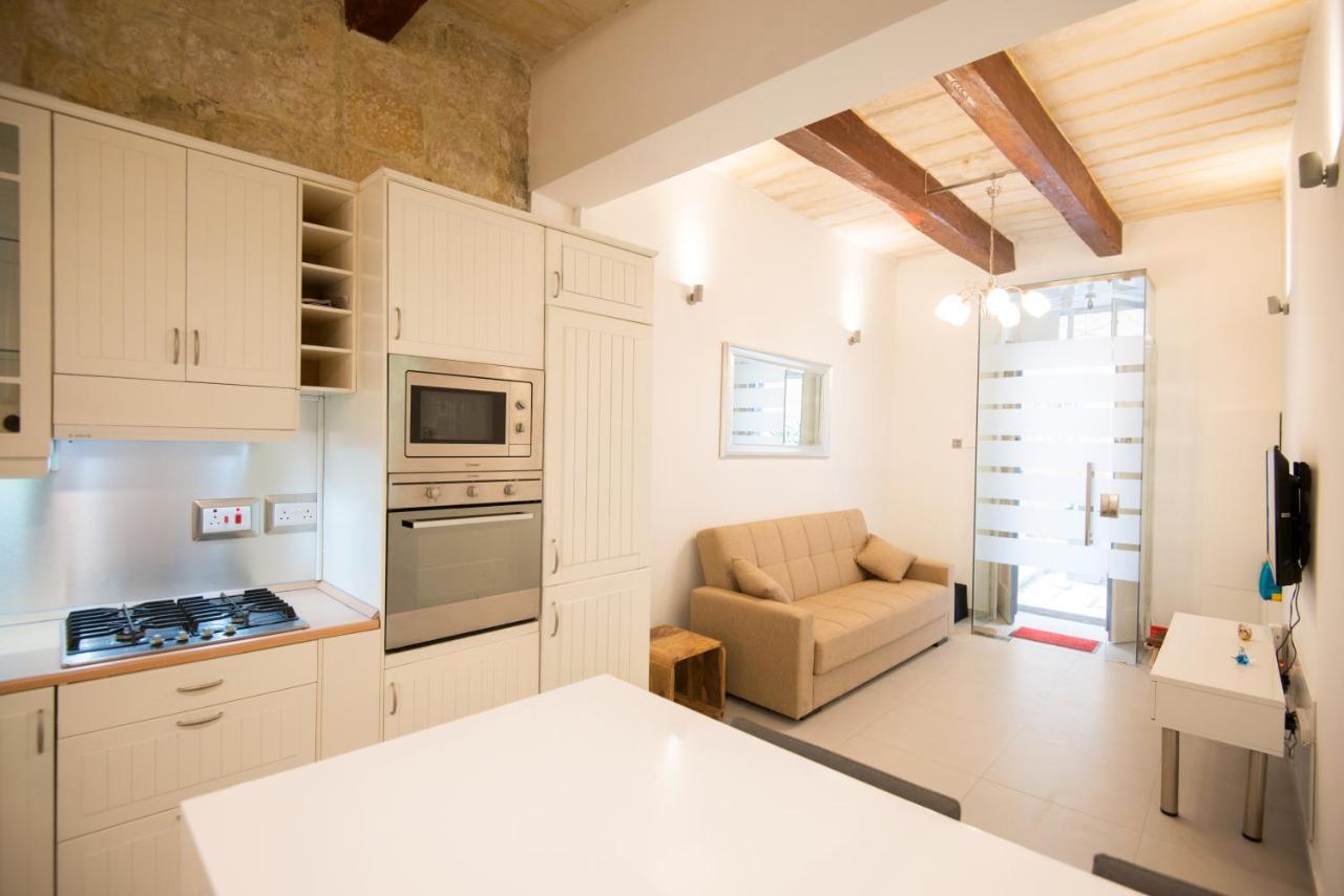 Valletta Most Central Studio Apartment 16Th-Century Building ภายนอก รูปภาพ
